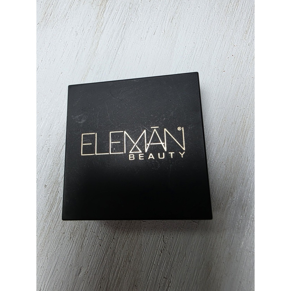 NEW Eleman Beauty Eyeshadow Duo Up in Smoke & Sierra